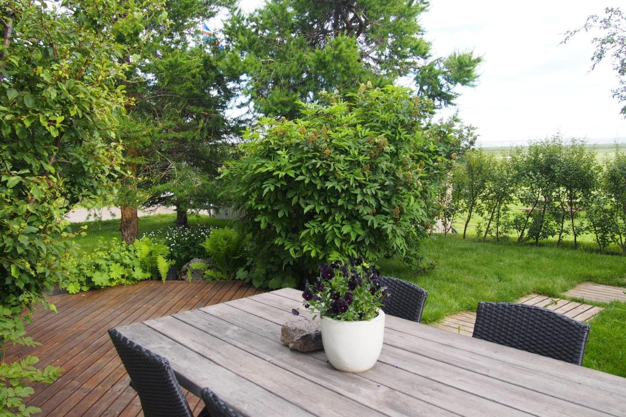 Granastathir Guesthouse Husavik Bagian luar foto
