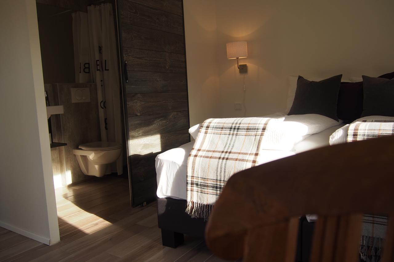 Granastathir Guesthouse Husavik Bagian luar foto